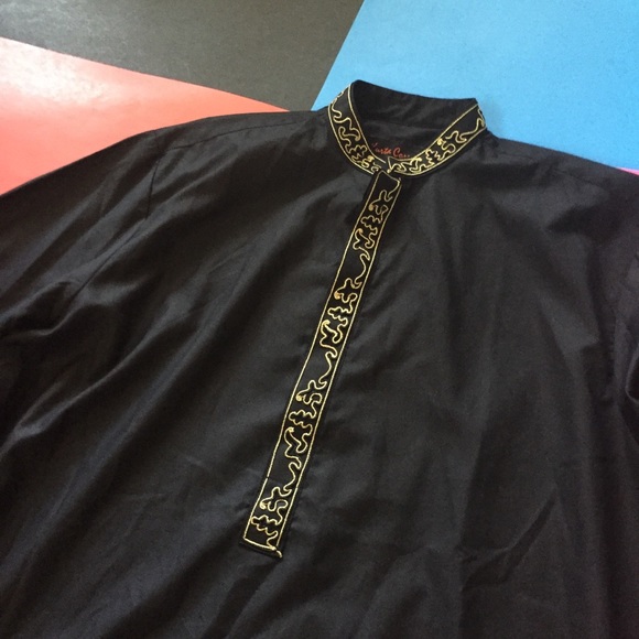 Kurta and Gold - Picture 4 of 5